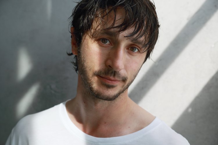 Ahmet Rıfat Şungar Kimdir? Filmleri Ve Tv Dizileri, Eşi, Asaf Karakteri Hakkında Bilgileri