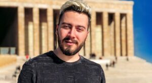 Enes Batur Kimdir? Başak, Filmleri, Yaş Hakkında Bilgiler Enes Batur Kimdir? Başak, Filmleri, Yaş Hakkında Bilgiler