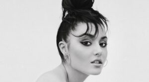 Hande Erçel Kimdir? Yeni Dizi, Boyu Hakkında Bilgiler Hande Erçel Kimdir? Yeni Dizi, Boyu Hakkında Bilgiler
