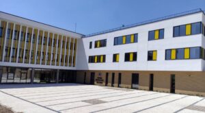 Erman Ilıcak Fen Lisesi: Puanı, Tarihi ve Öne Çıkan Özellikleri