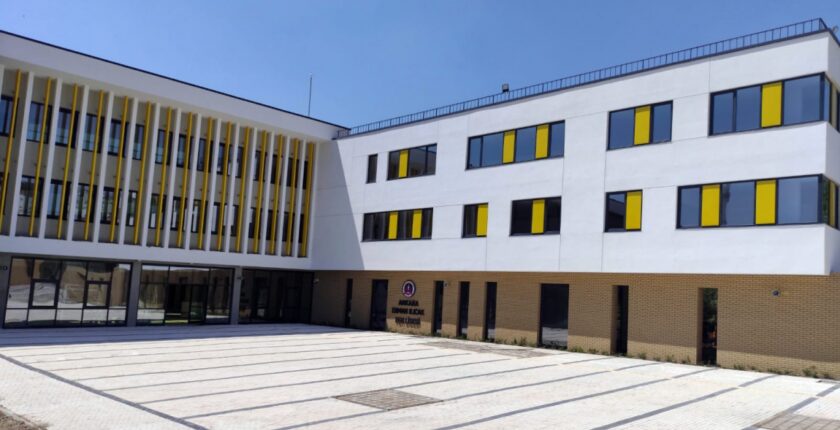 Erman Ilıcak Fen Lisesi: Puanı, Tarihi ve Öne Çıkan Özellikleri