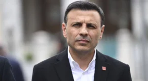 Özgür Çelik Kimdir? Alevimi, Babası Nereli Hakkında Bilgiler Özgür Çelik Kimdir? Alevimi, Babası Nereli Hakkında Bilgiler