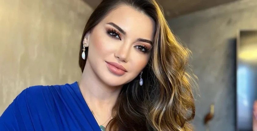 Esra Ezmeci Kimdir Nereli Evlimi Yaşı Boyu Parfümü Estetiği Kitapları Esra Ezmeci Kimdir Nereli Evlimi Yaşı Boyu Parfümü Estetiği Kitapları