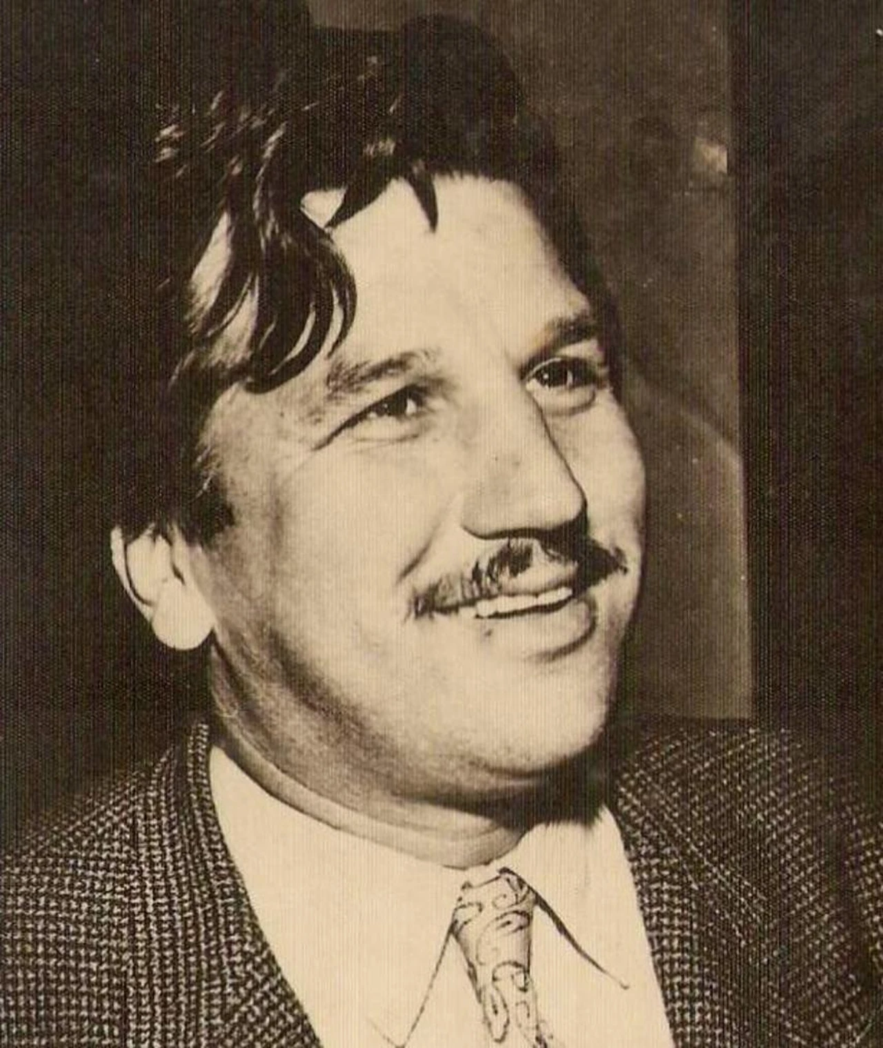 Ahmet Tarık Tekçe