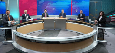 Ebeveyn Okulu veliler için zorunlu oldu: Program 9 saat
