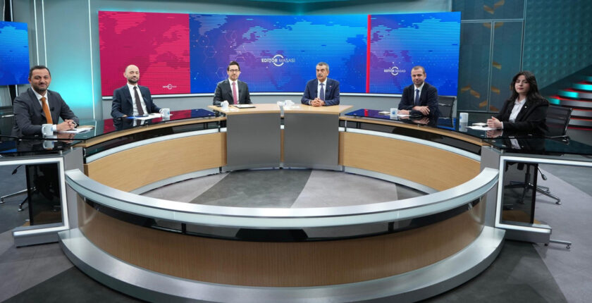 Ebeveyn Okulu veliler için zorunlu oldu: Program 9 saat