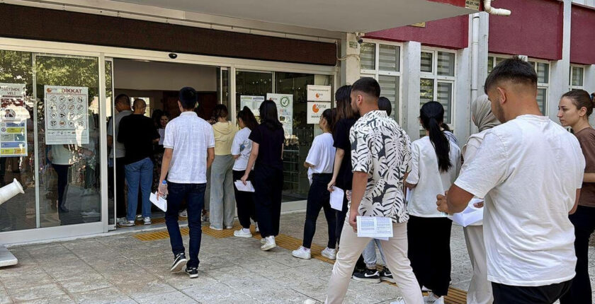 ÖSYM İstanbul’daki hafta sonu sınavlarını erteledi